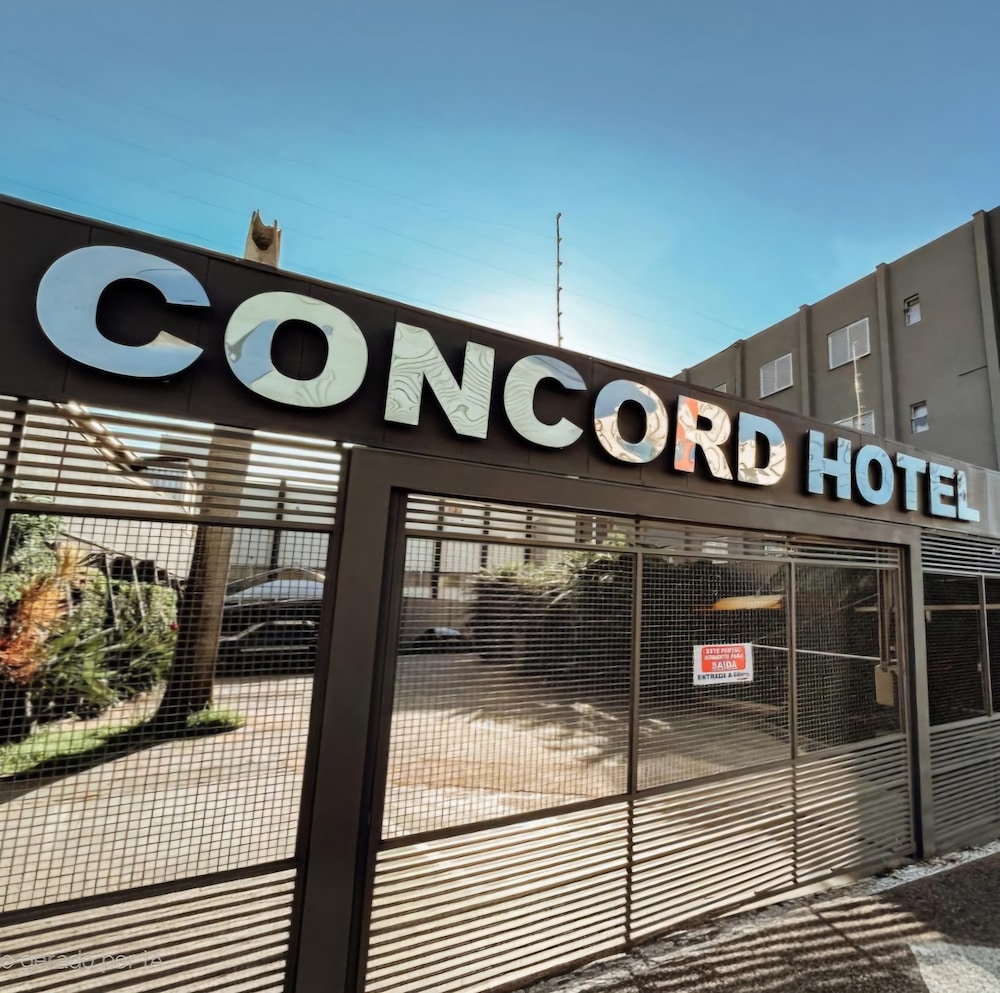 Hotel Concord 3/65