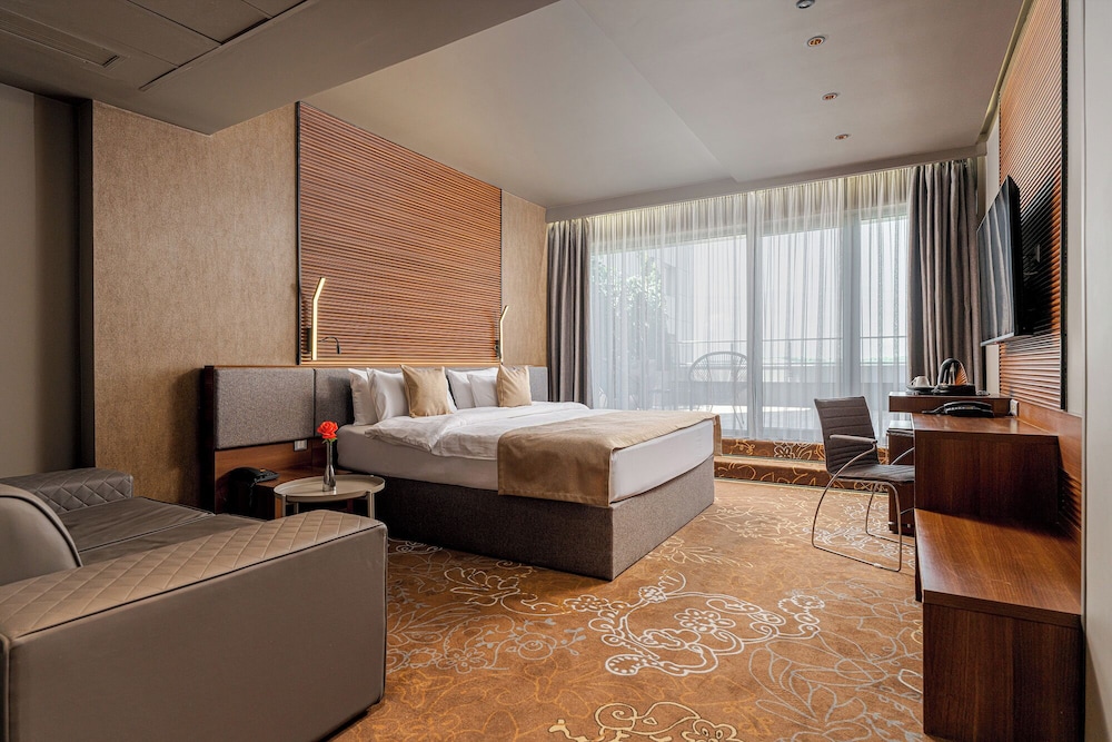 Rin Airport Hotel 25/67