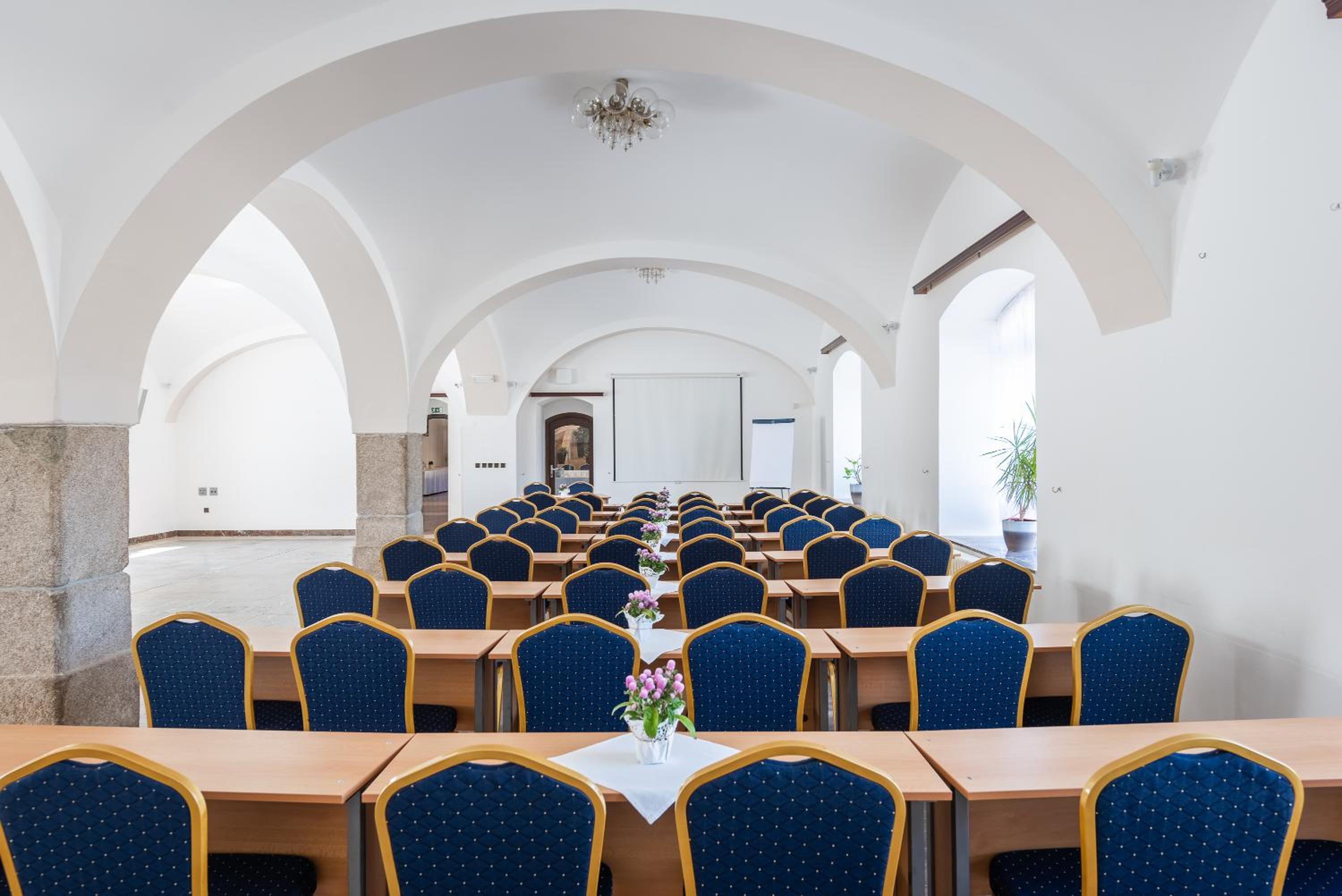 Floret Hotel 36/50