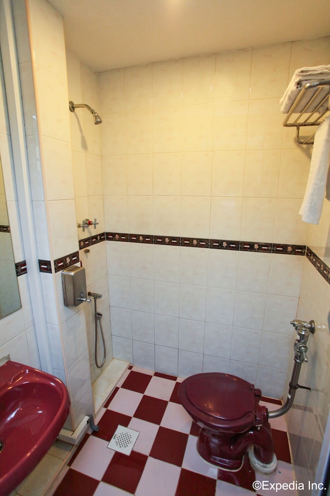 Seng Wah Hotel 31/45