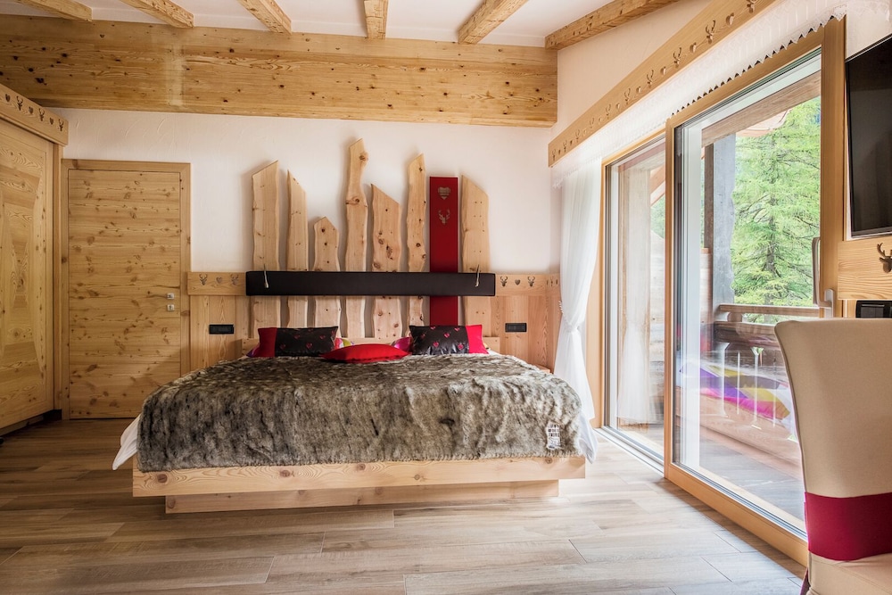 HOTEL CHALET PINETA 8/50