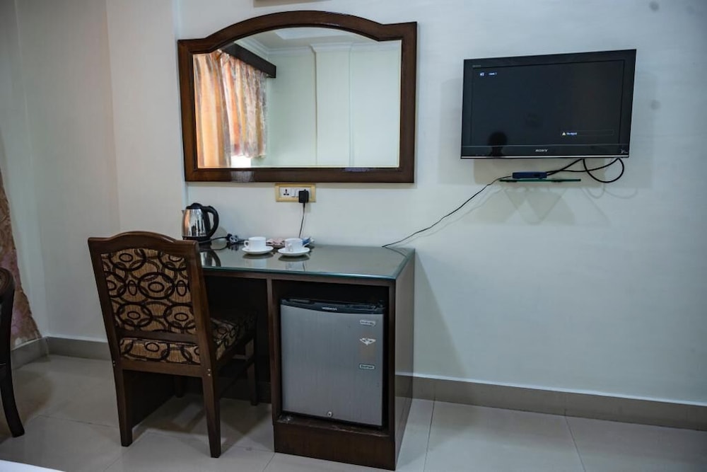 BODHGAYA REGENCY HOTEL 46/50