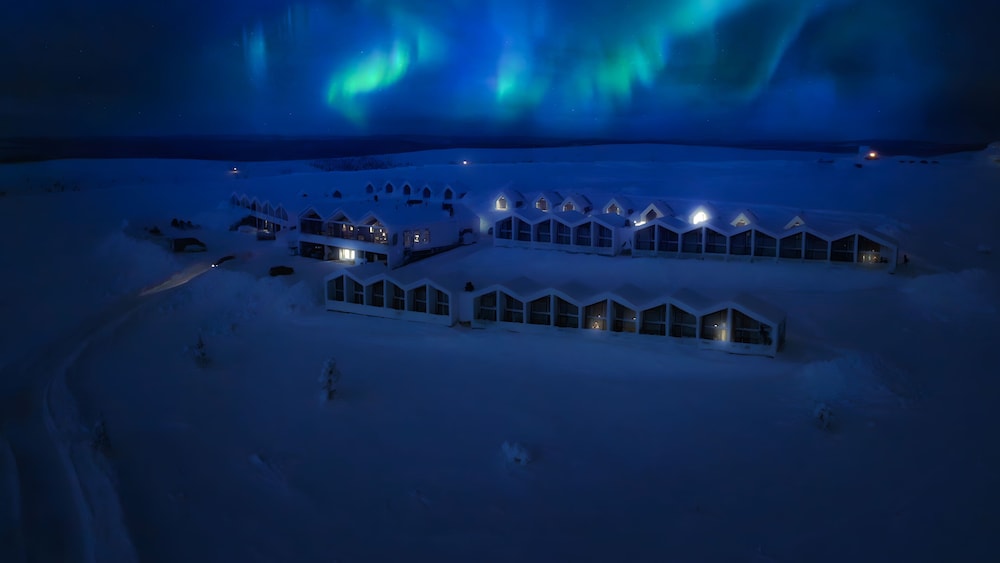 Star Arctic Hotel 4/63