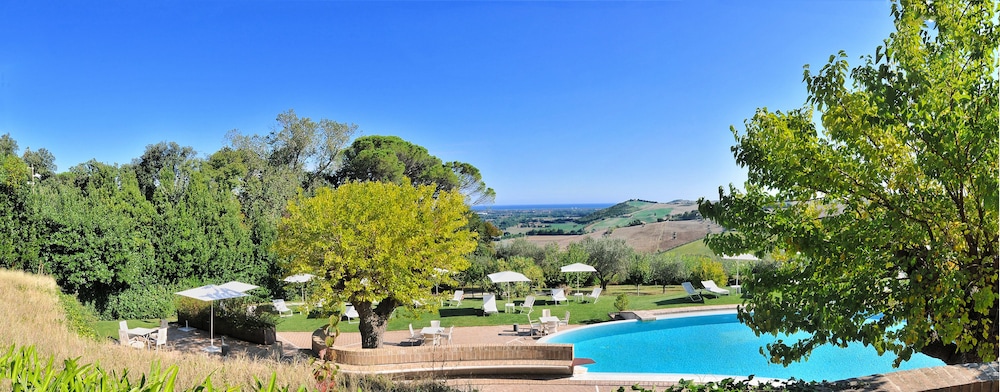 CASTELLO DI MONTERADO 44/50