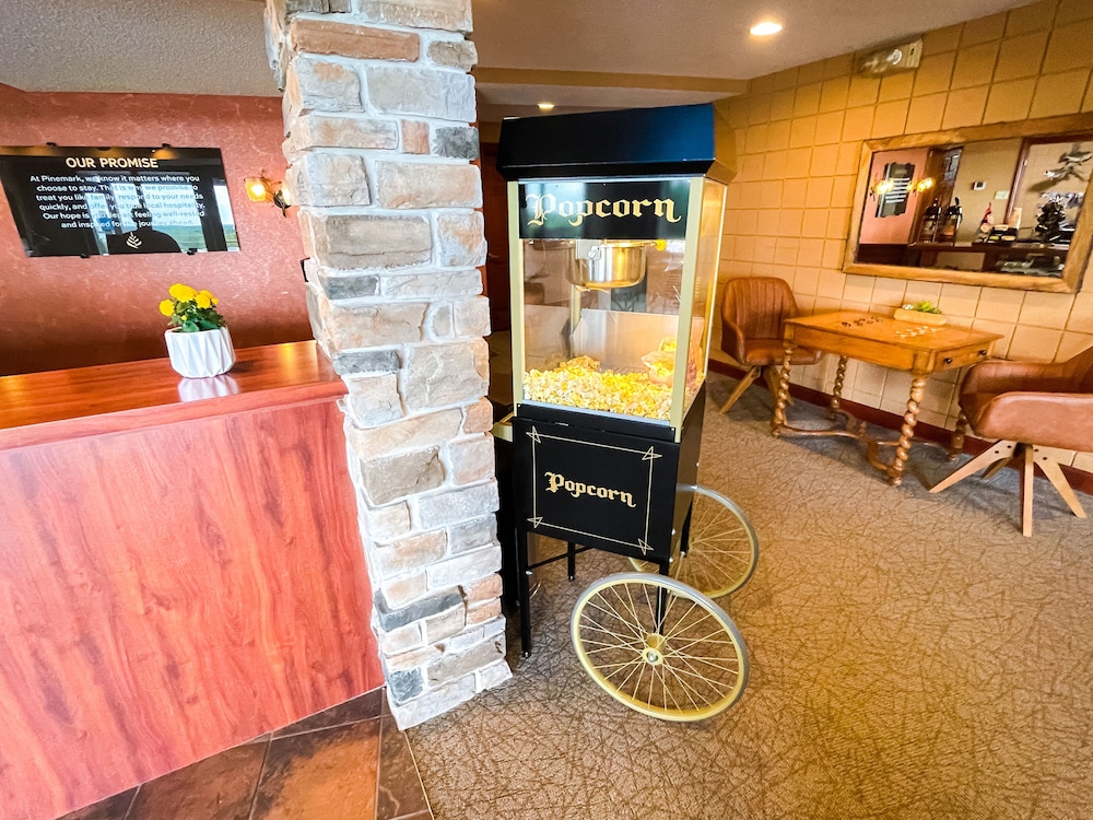 PINEMARK Inn Suites Events 9/50