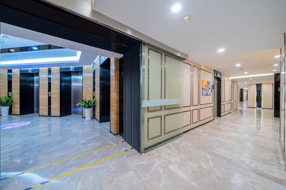 Weekend International Apartment- Beijing Rd A-mall 7/50