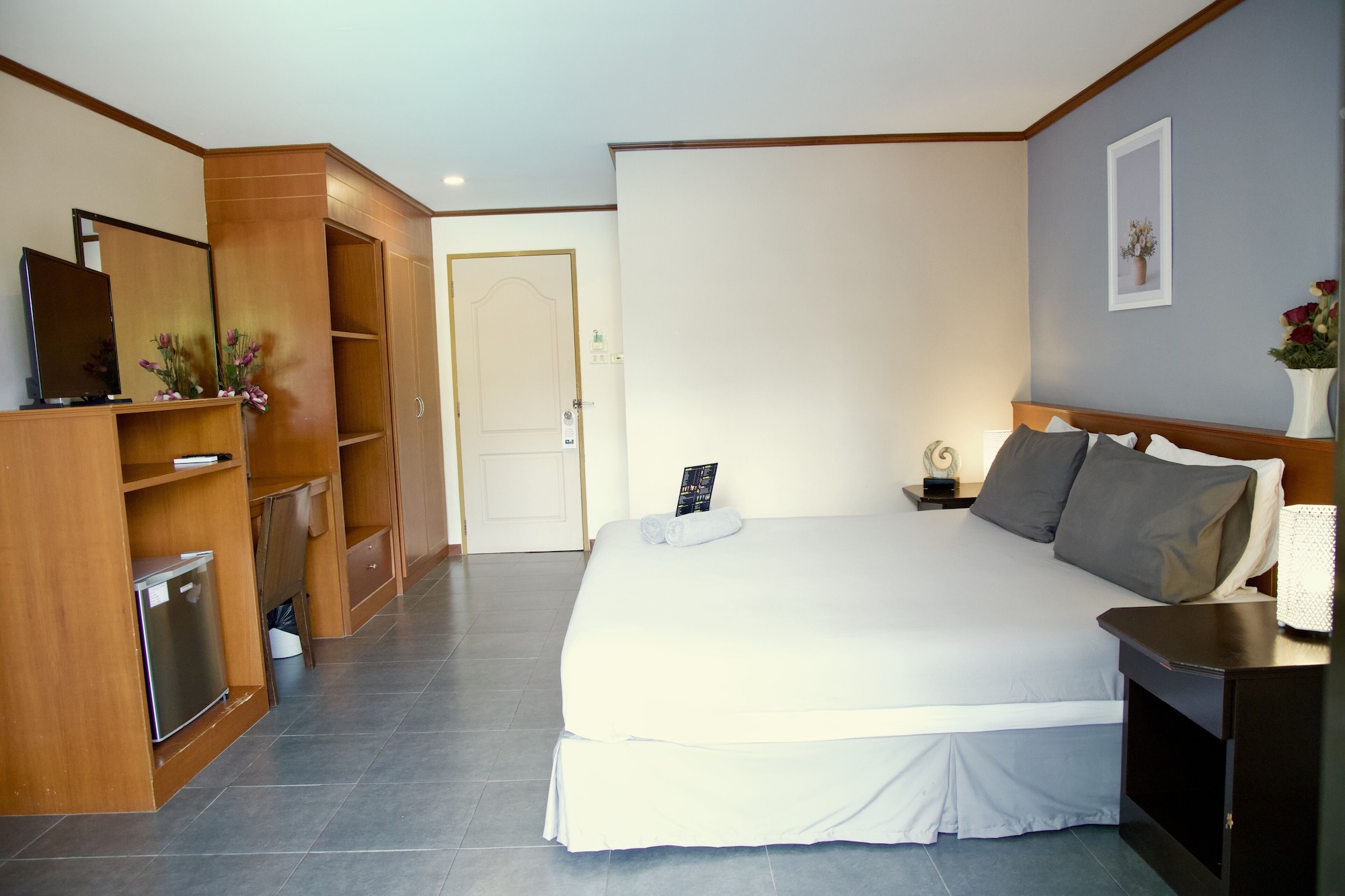 SUPERIOR, DOUBLE BED, POOL VIEW