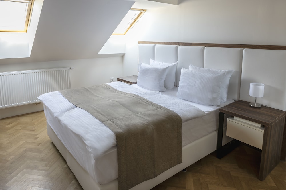 Letna Garden Suites 19/66