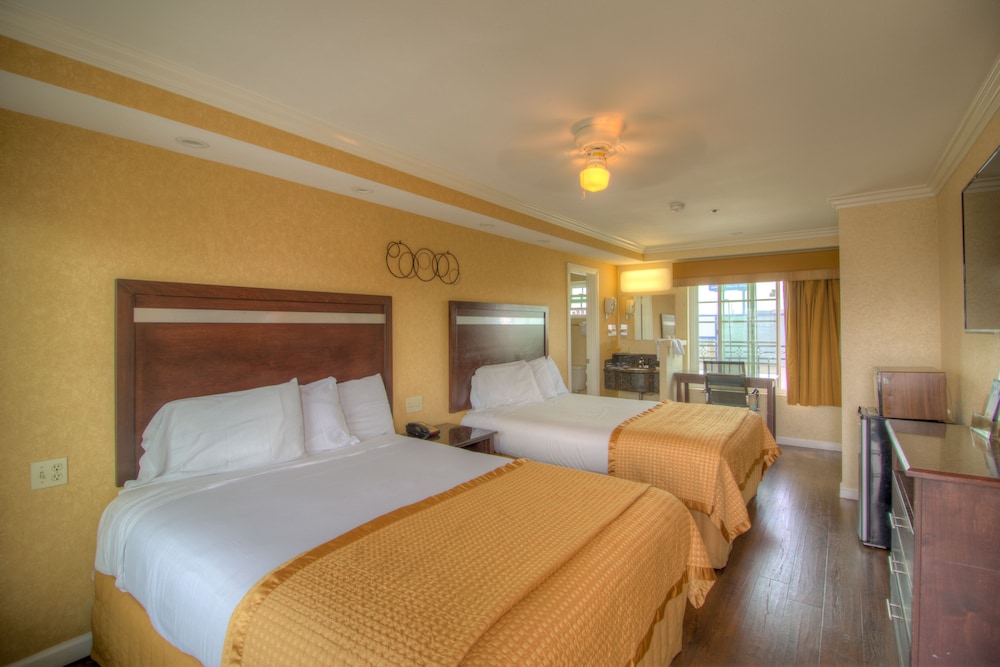 Princess Inn - Westminster / Huntington Beach 38/62