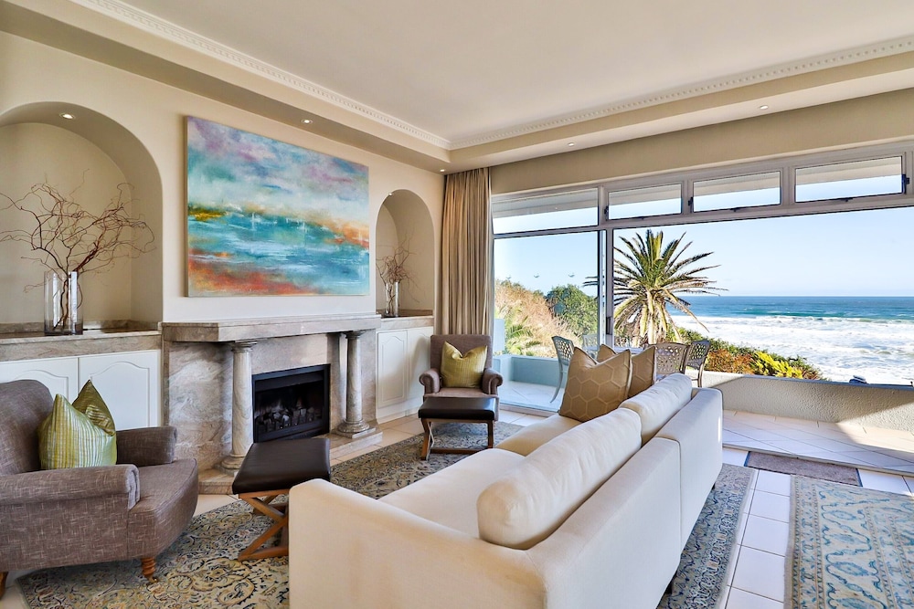 Hermanus Beachfront Lodge 22/43