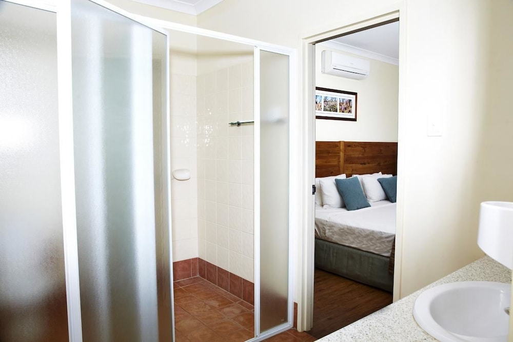 Kimberley Hotel 14/40