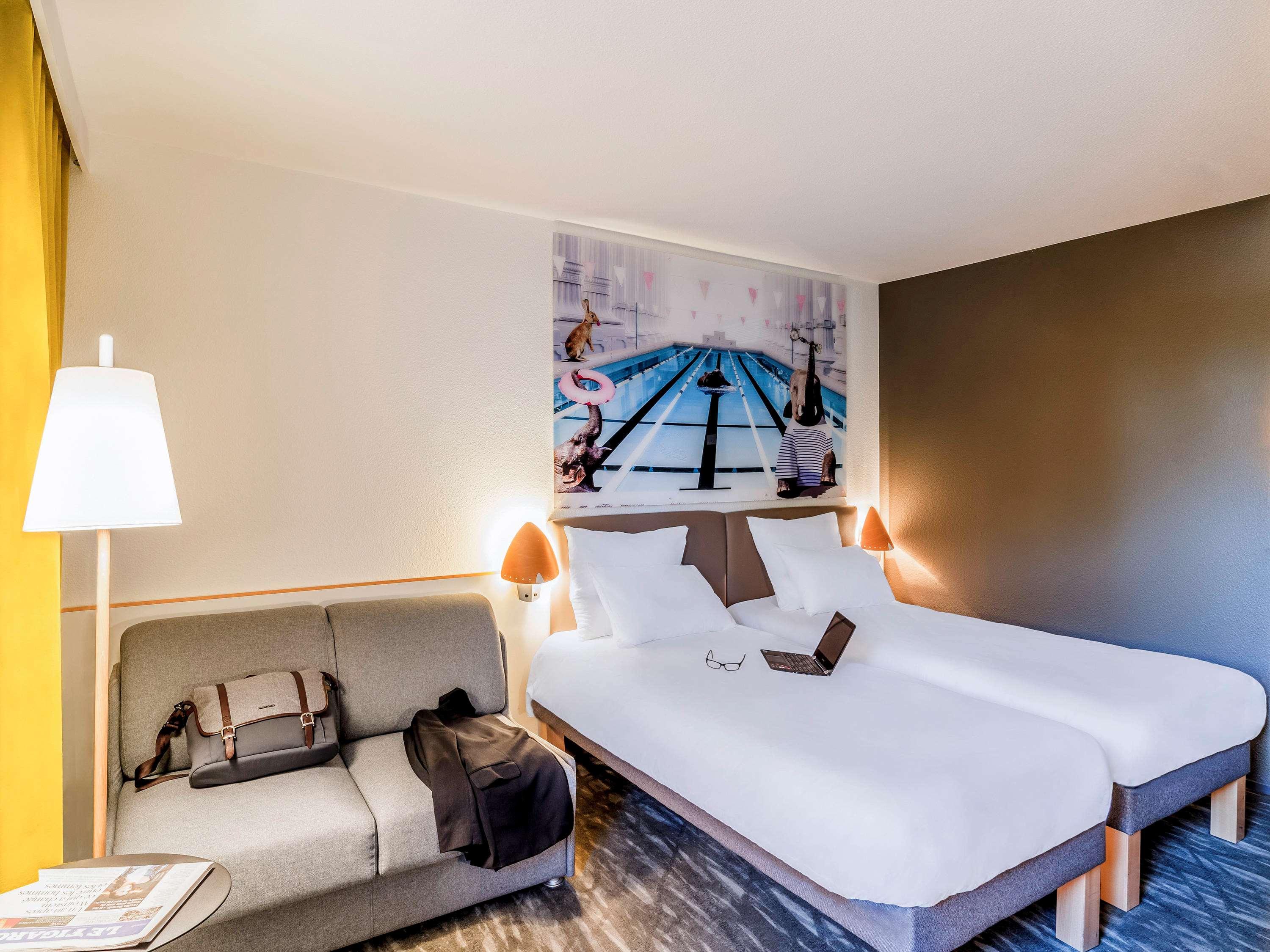 Standard, Twin Beds