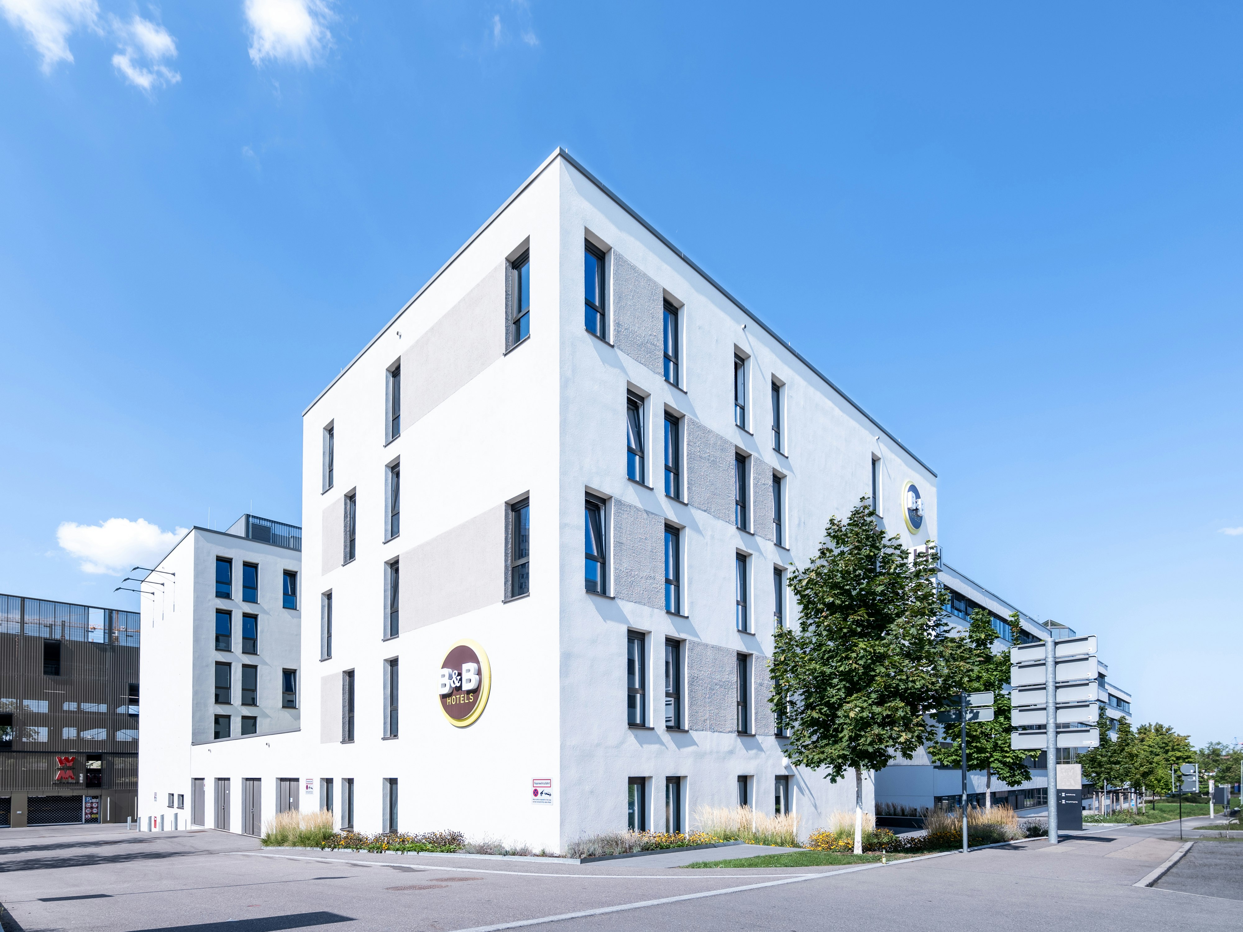 B&B Hotel Stuttgart-Zuffenhausen 27/29