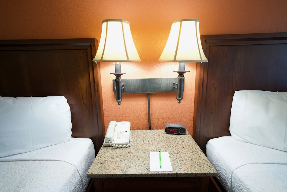 Village Inn Springfield 26/59