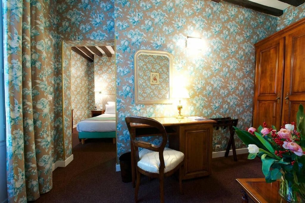 RELAIS HOTEL DU VIEUX PARIS 10/50