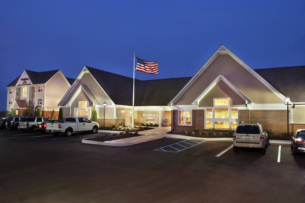 Residence Inn Mt Laurel At Bishop S Gate 34/40