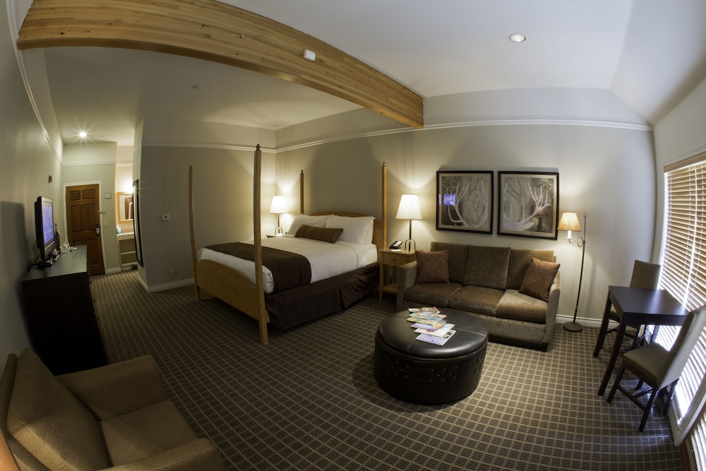 Pine Ridge Inn 31/37