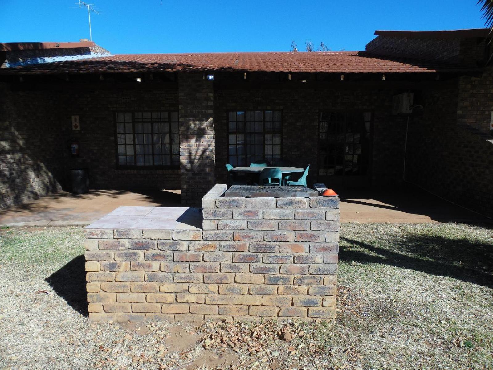 El Rancho Grande 31/33