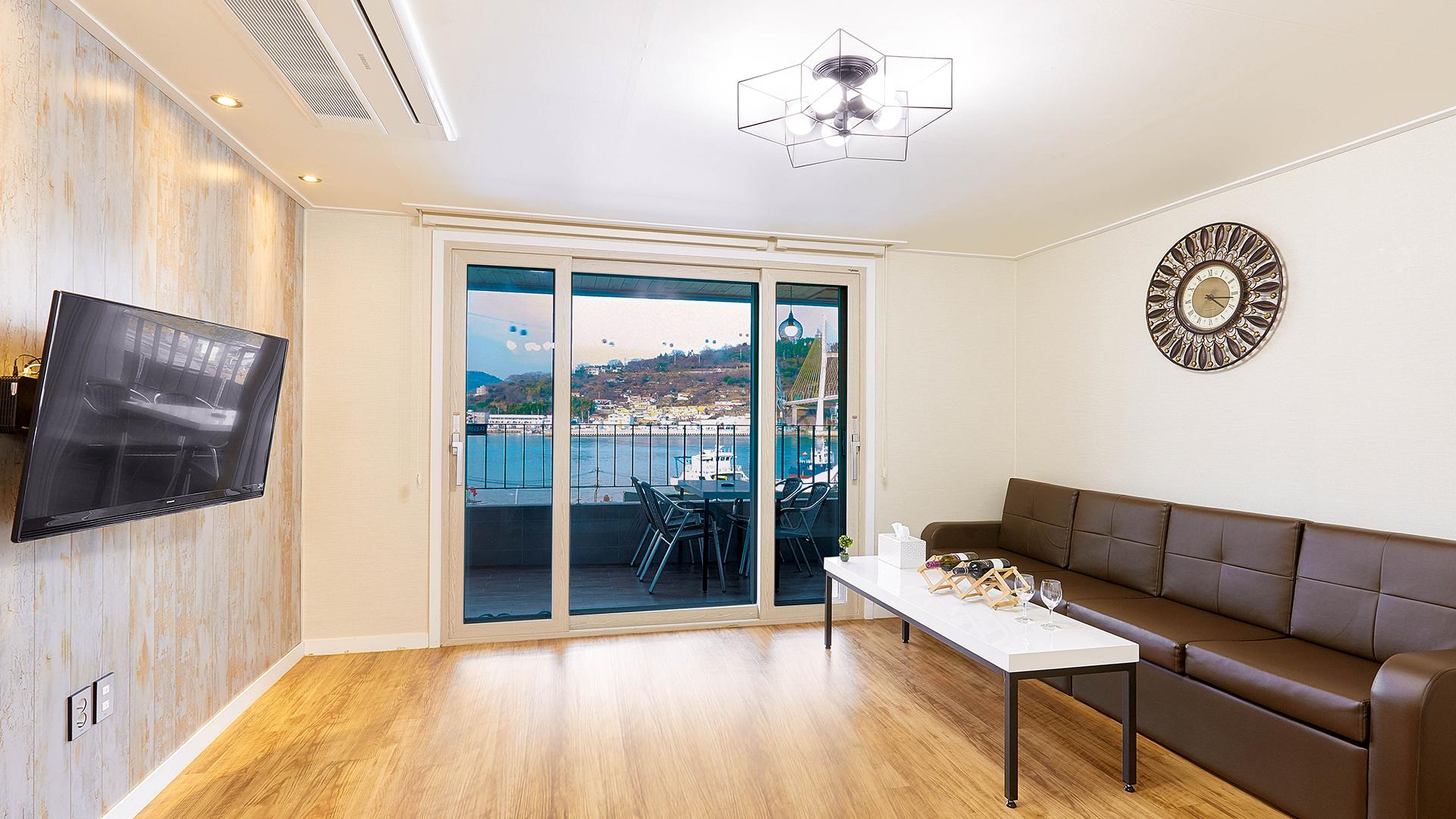 Yeosu Cube Pension 12/15