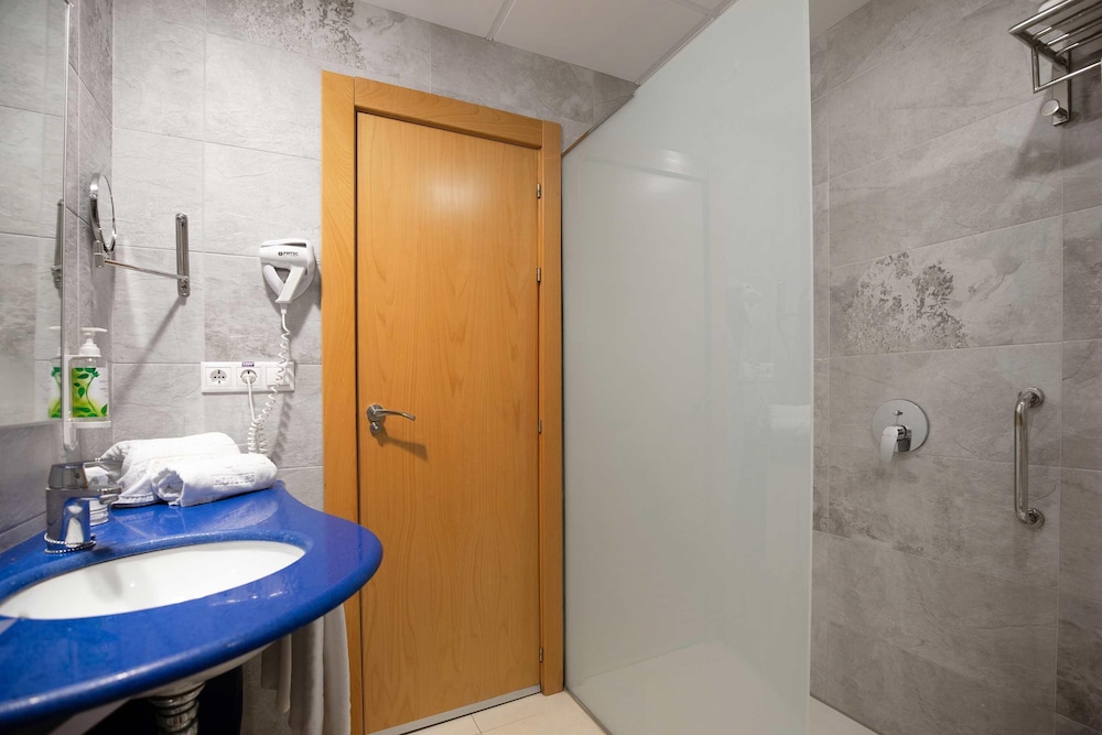 Hotel Servigroup Trinimar 48/48
