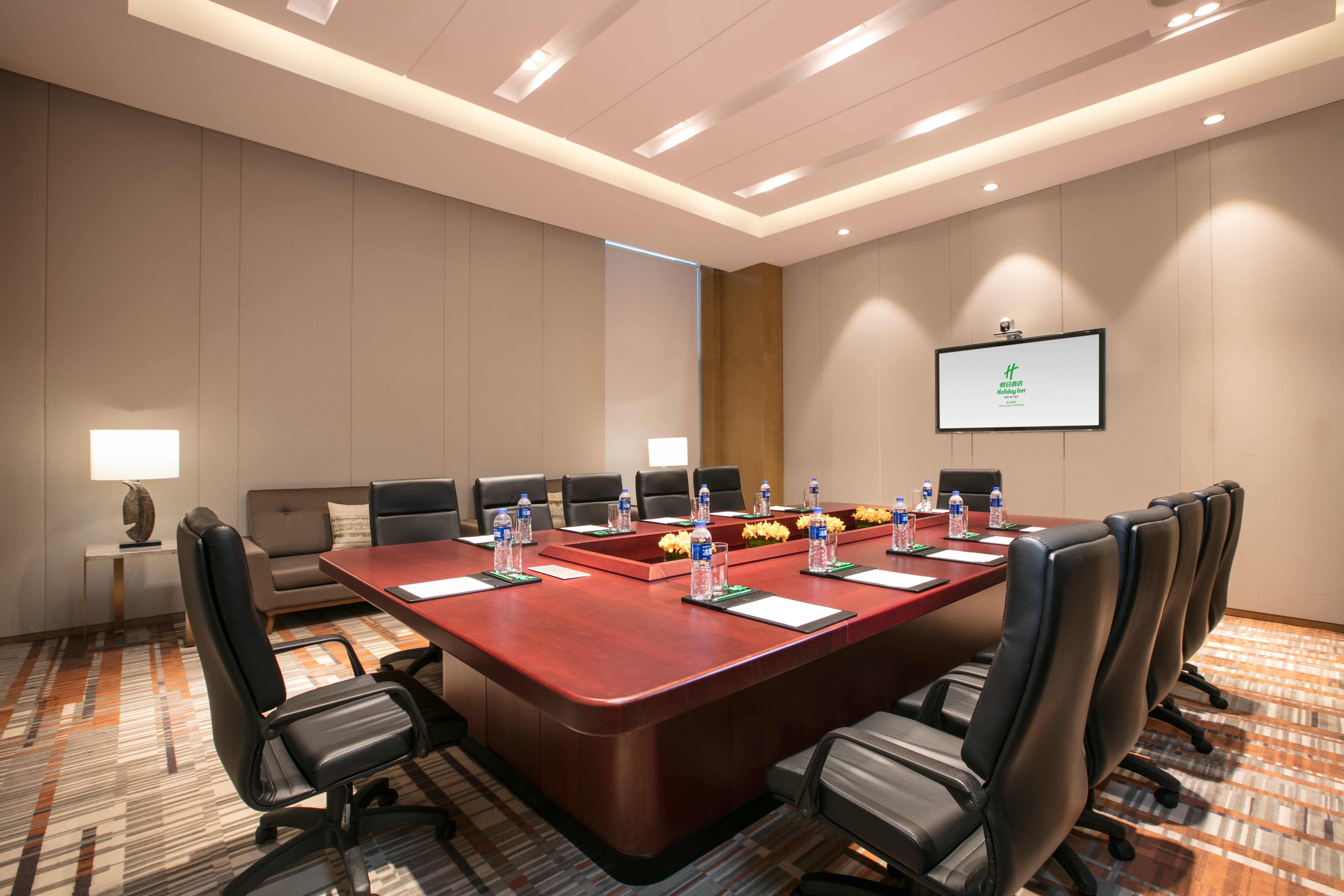 Holiday Inn Hangzhou Gongshu 67/78