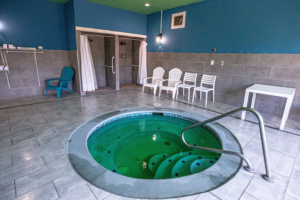 Morningglory Hotel Resort Suites 7/27