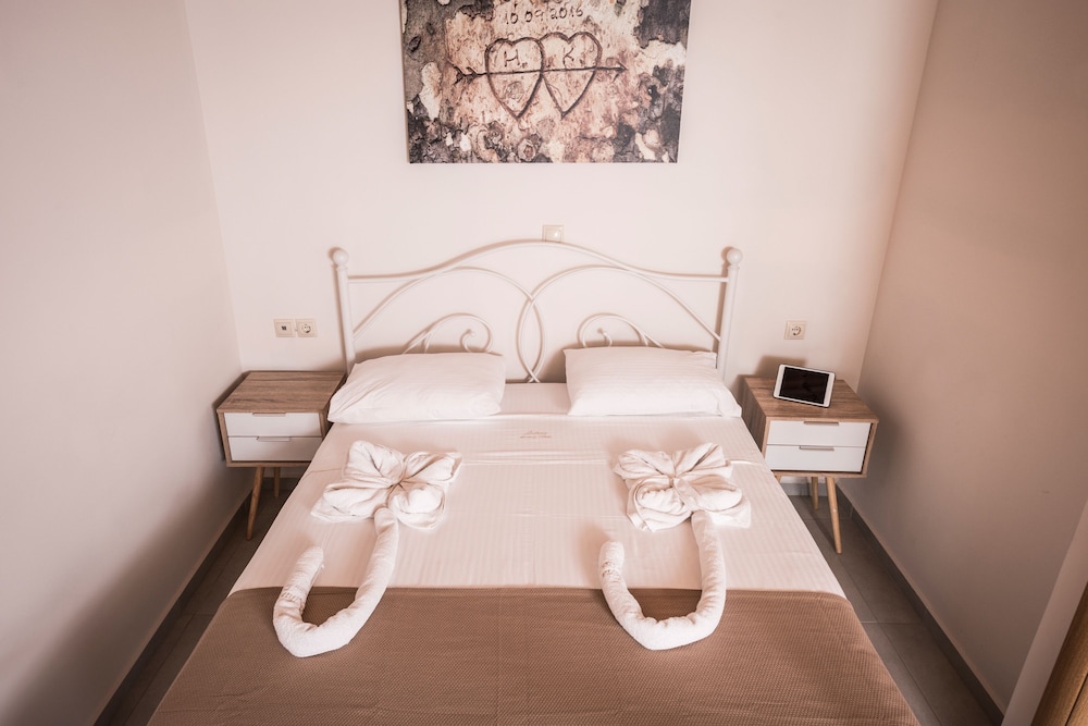 Athina Apartments 9/41