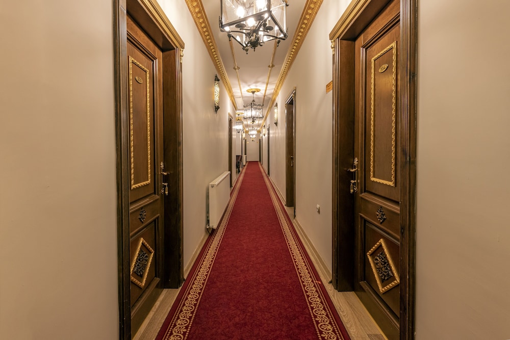 Hotel Katerina Sarayi 19/38