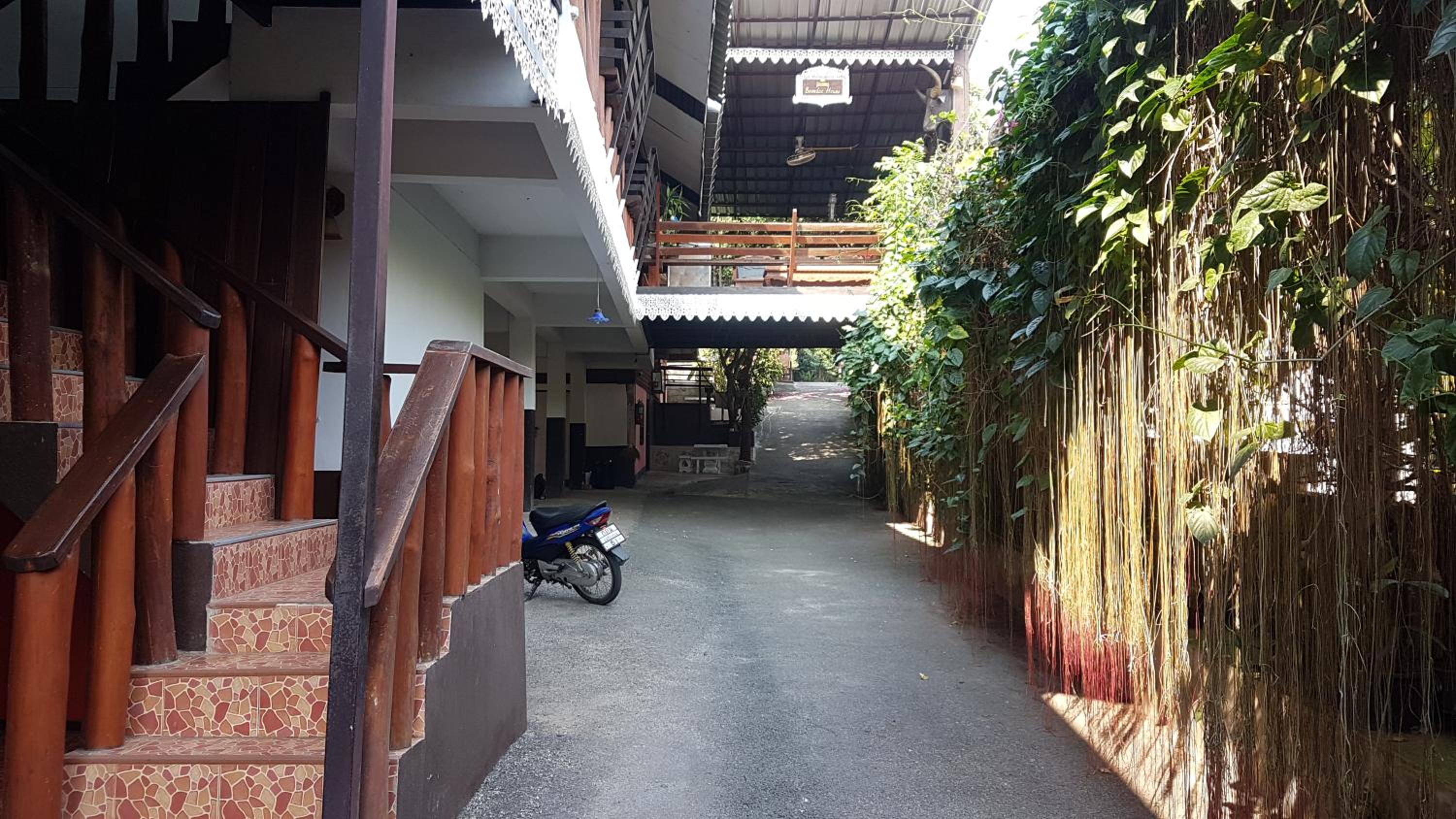 Boondee House 88/88