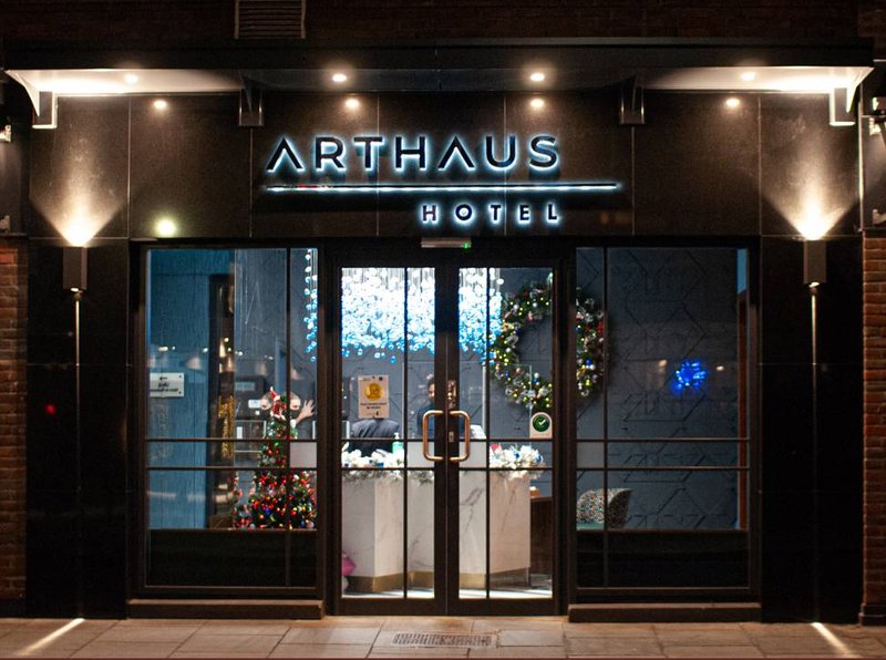 Arthaus Hotel 2/15
