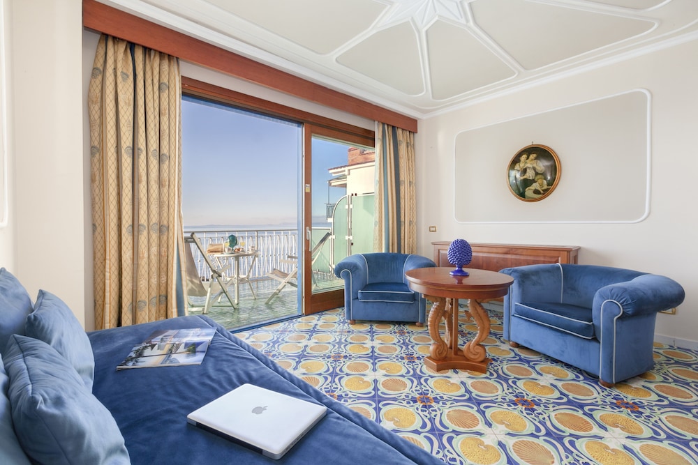 Alimuri Bay Resort 39/61