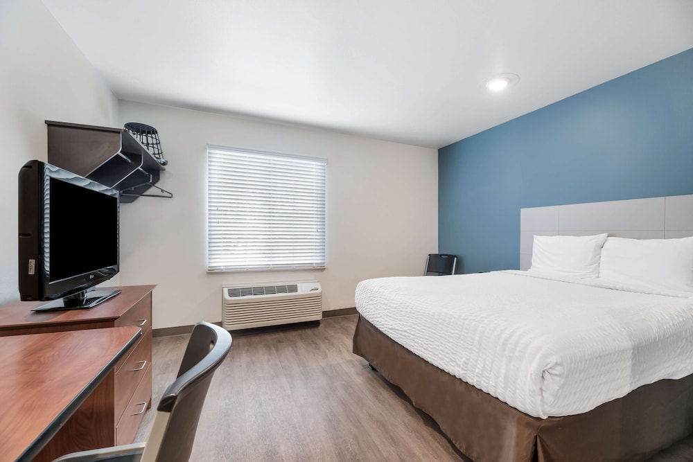 Extended Stay America Select Suites - Orlando - East 19/42