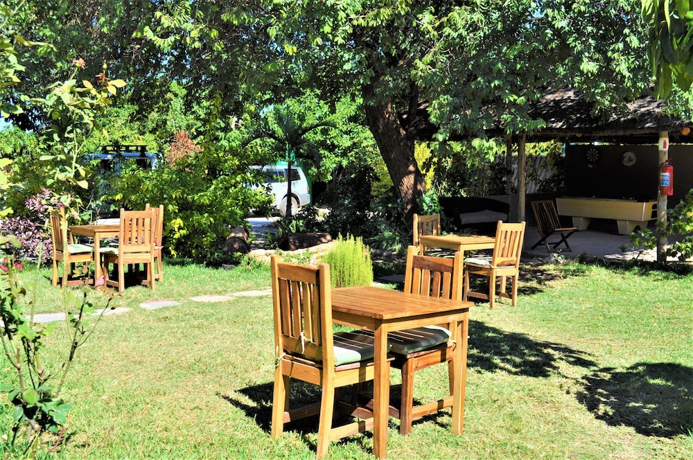Natwange Backpackers 21/36