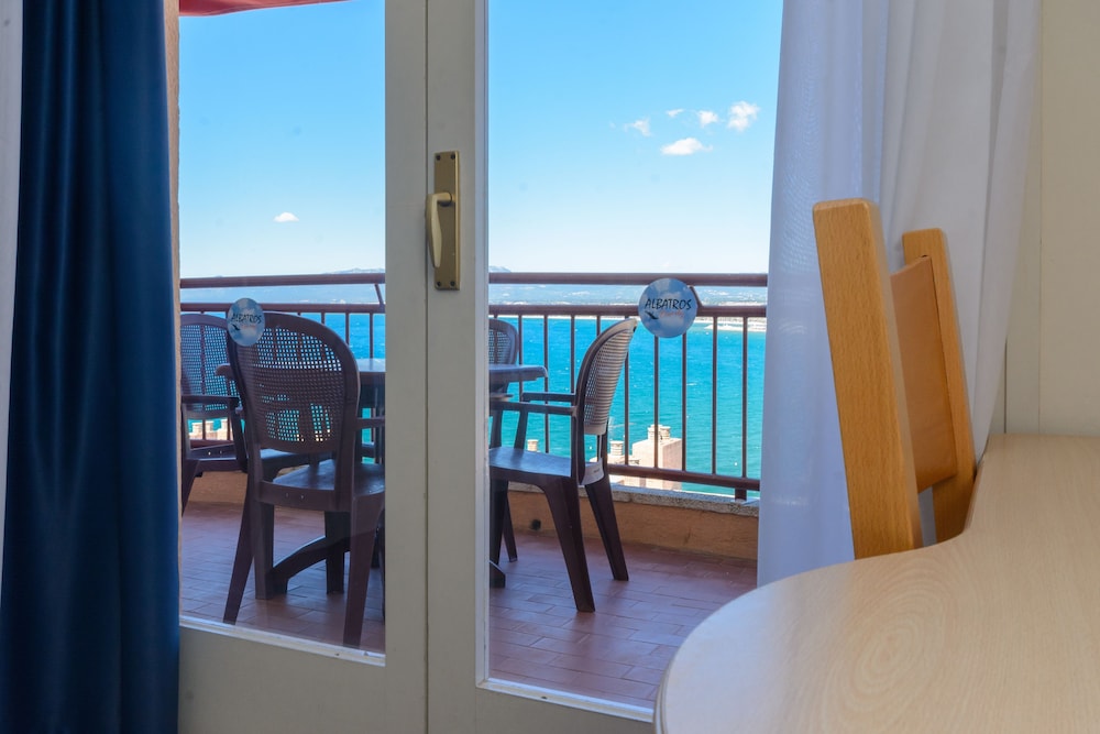 Albatros Apartamentos 9/30