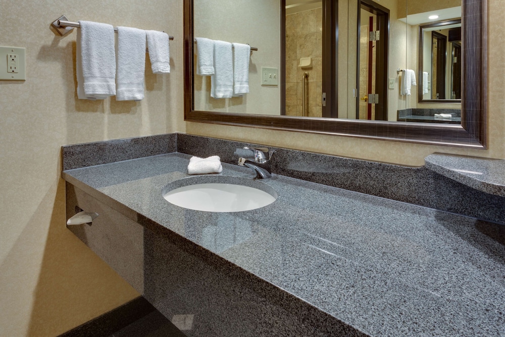 Drury Inn and Suites Memphis Southhaven 36/37