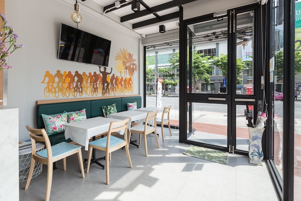 Siam Stadium Hostel 36/54