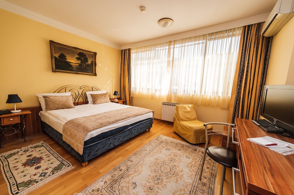 Hotel Art 20/58