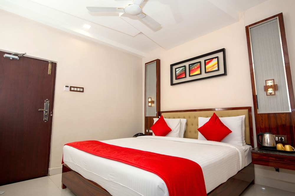 Oyo 14759 Hotel President 10/55