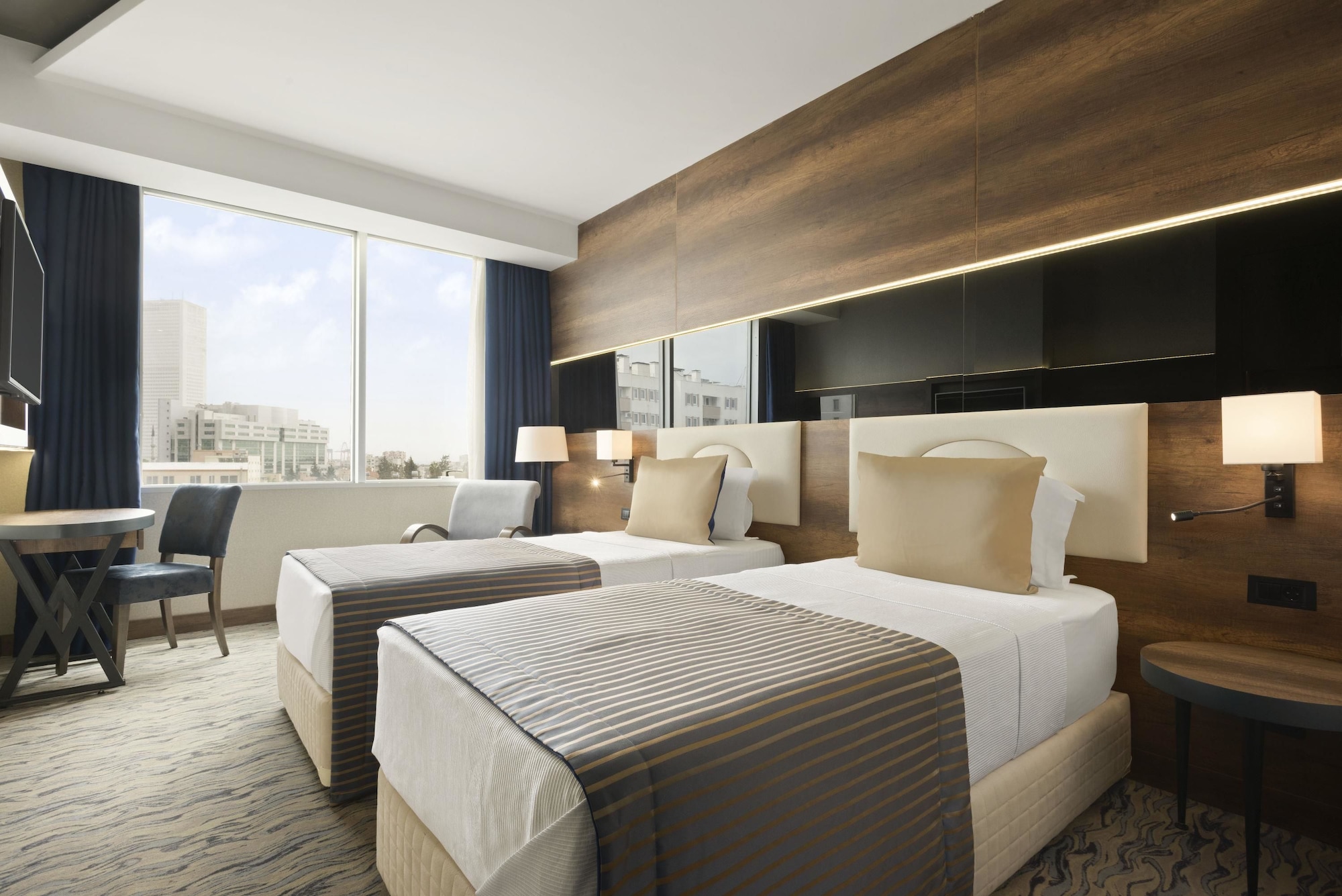 Room, Twin Beds