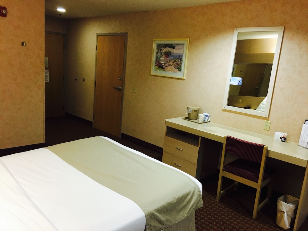 غرفة بسرير كوين لذوي الإعاقة، Microtel Inn Suites By Wyndham Baldwinsville Syr 2/3