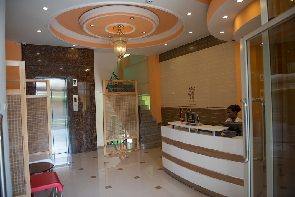 C Fun Addis Hotel 6/50