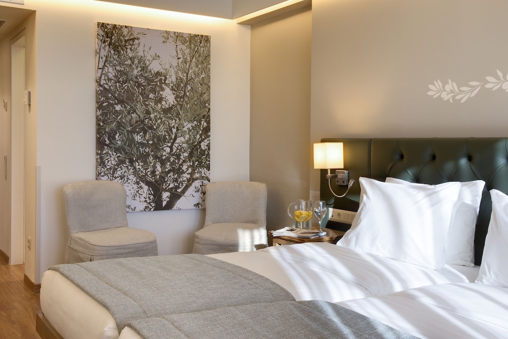 Titania Hotel 15/48