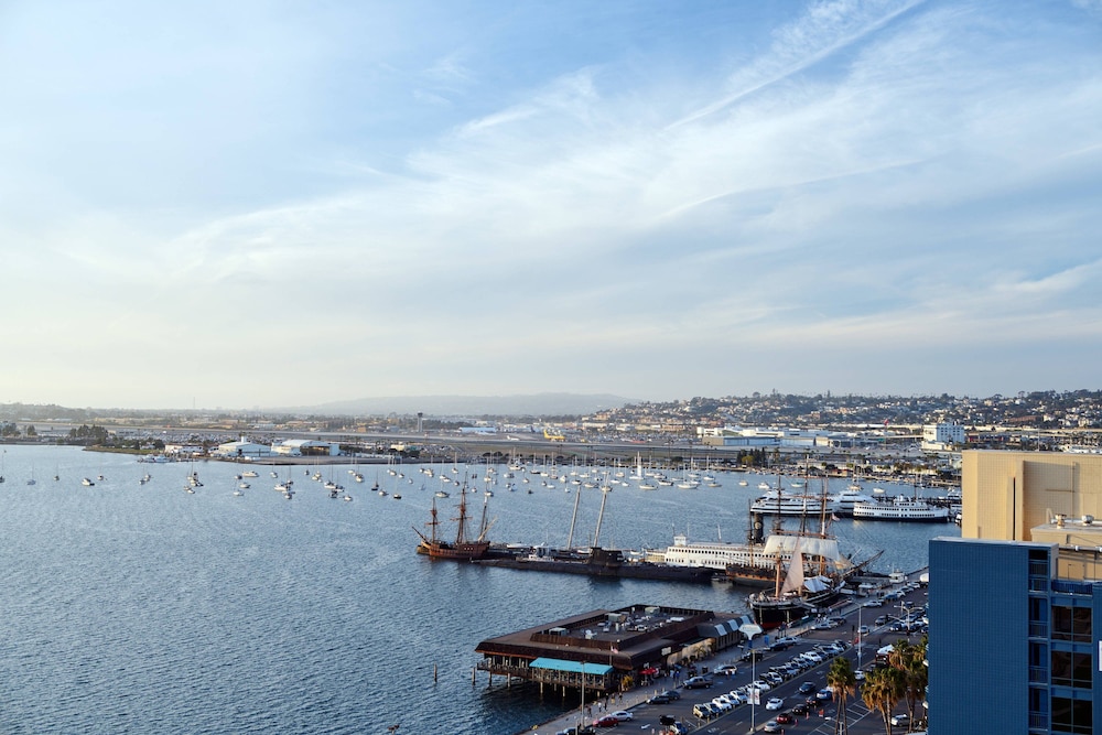 Springhill Suites San Diego Downtown Bayfront 15/52