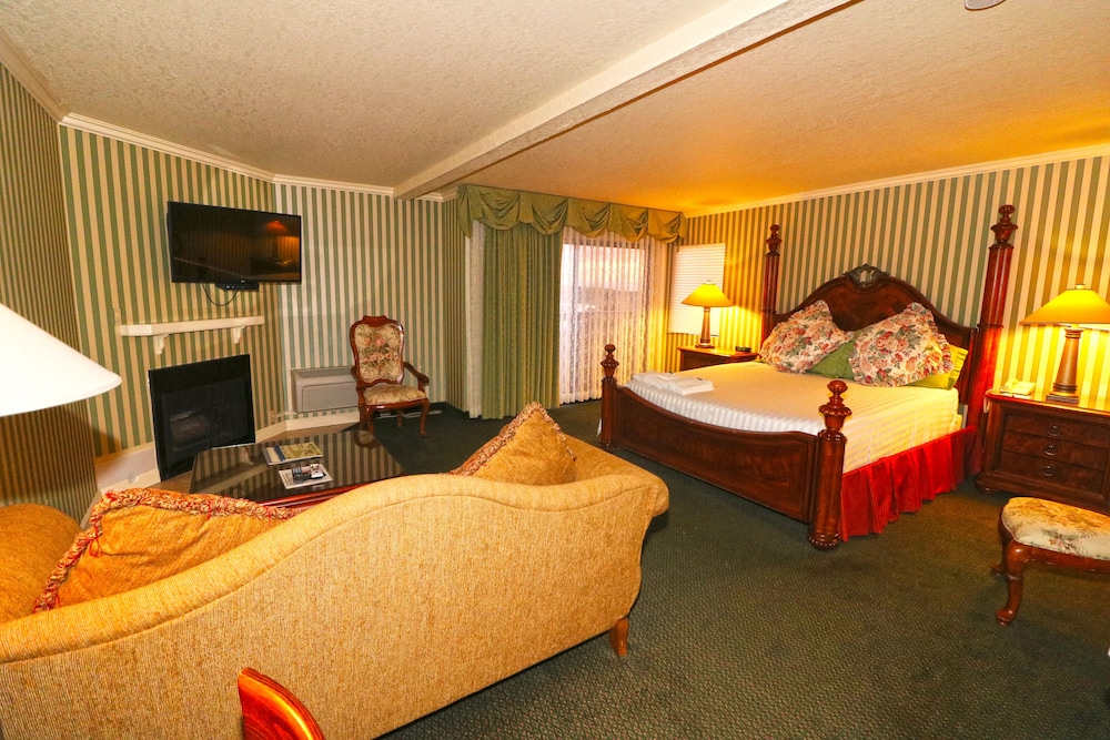 La Serena Inn 30/63