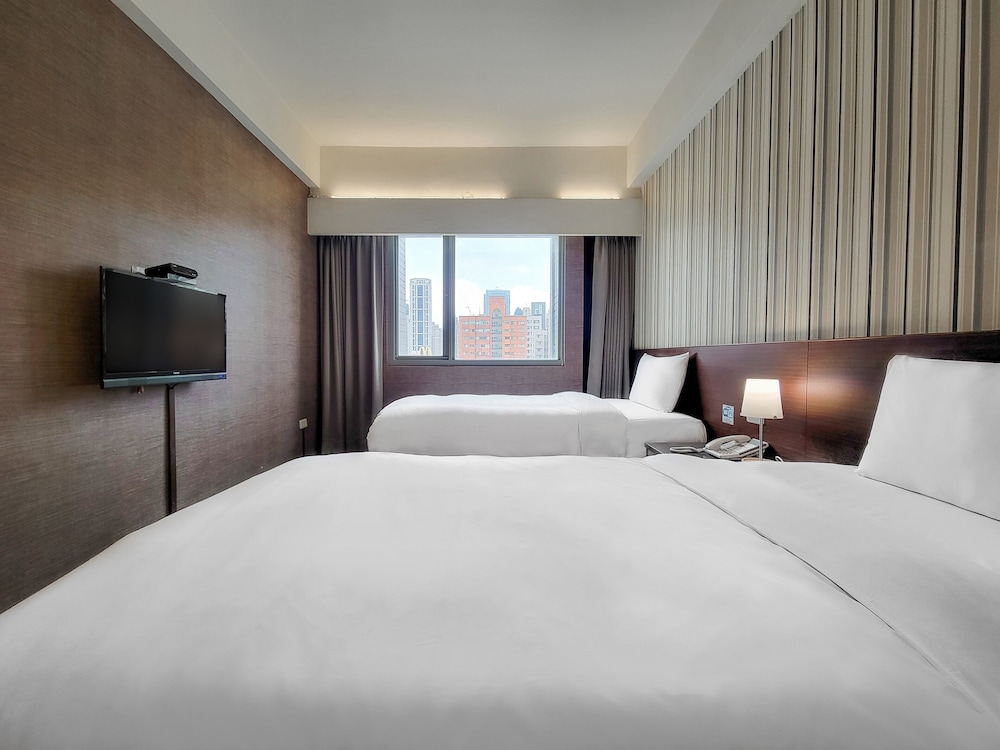 SUPERIOR, TWIN BEDS