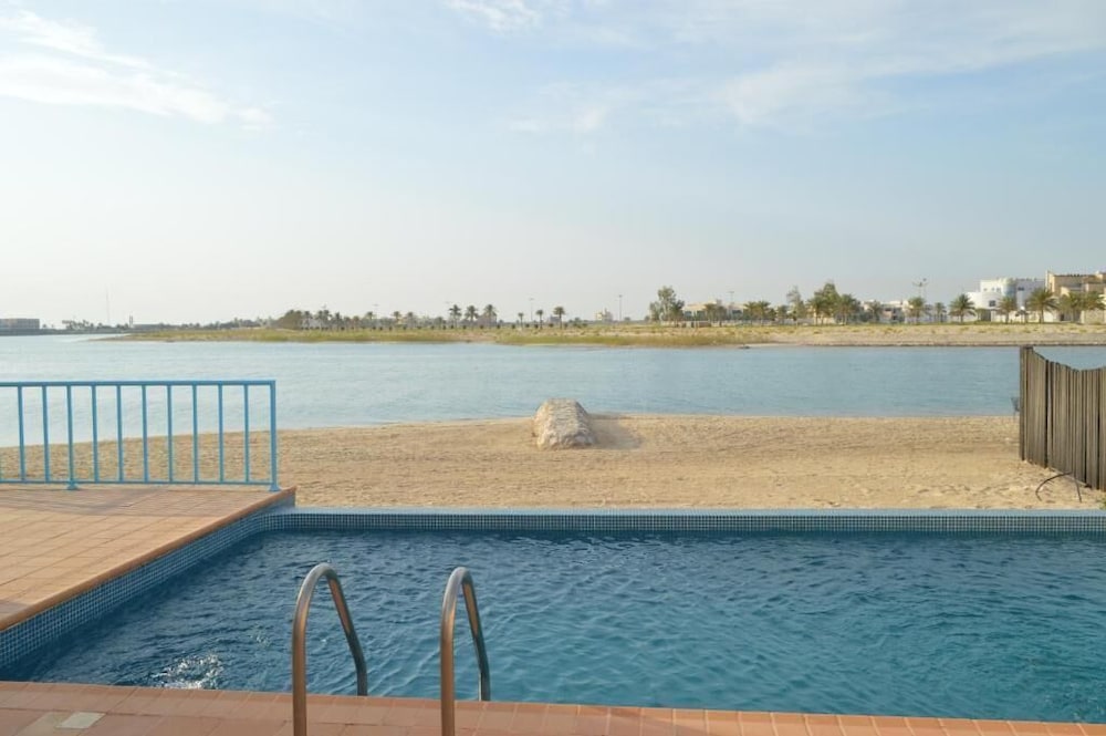 شاليهات ويف(Wave Resort) 12/16