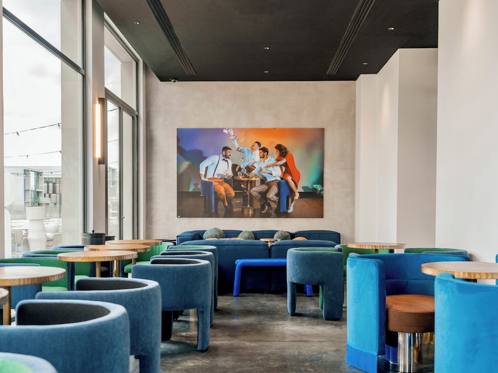 The Ruck Hotel 34/50