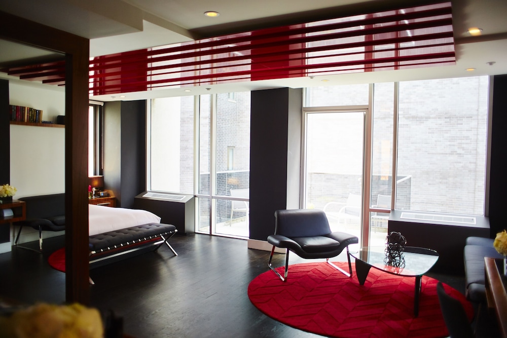 The Gotham Hotel 33/42