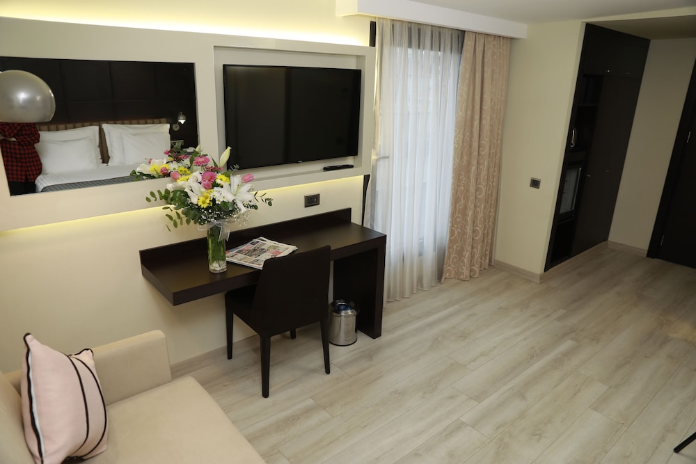 Milord Hotel 34/45