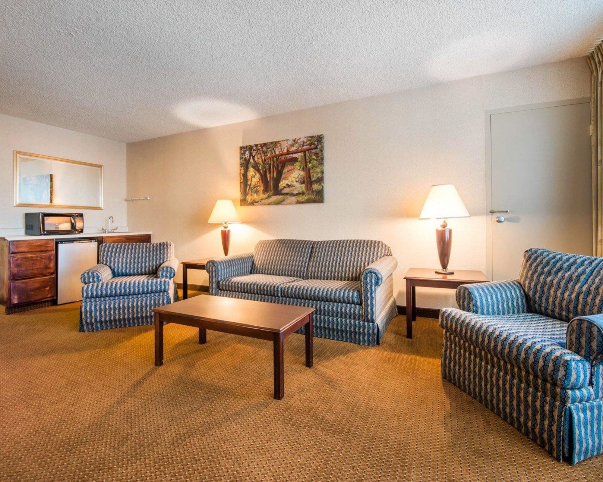 Clarion Inn And Events Center Pueblo North image